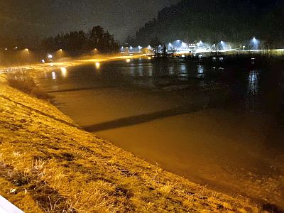 Hjellekrysset med flaum i Leivd�la