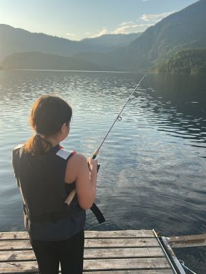 Lilly fiskar i Hornindalsvatnet