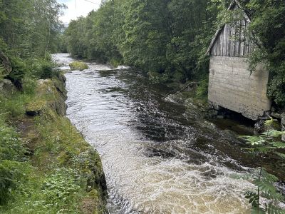 Bakre del av Stokkeh�len, Hjalma