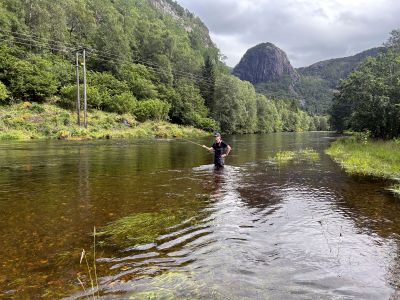 Oppover elva ifr� Grandane i Svardalselva