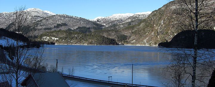 Eidselva 2013 Islagt Hornindalsvatn 24.februar